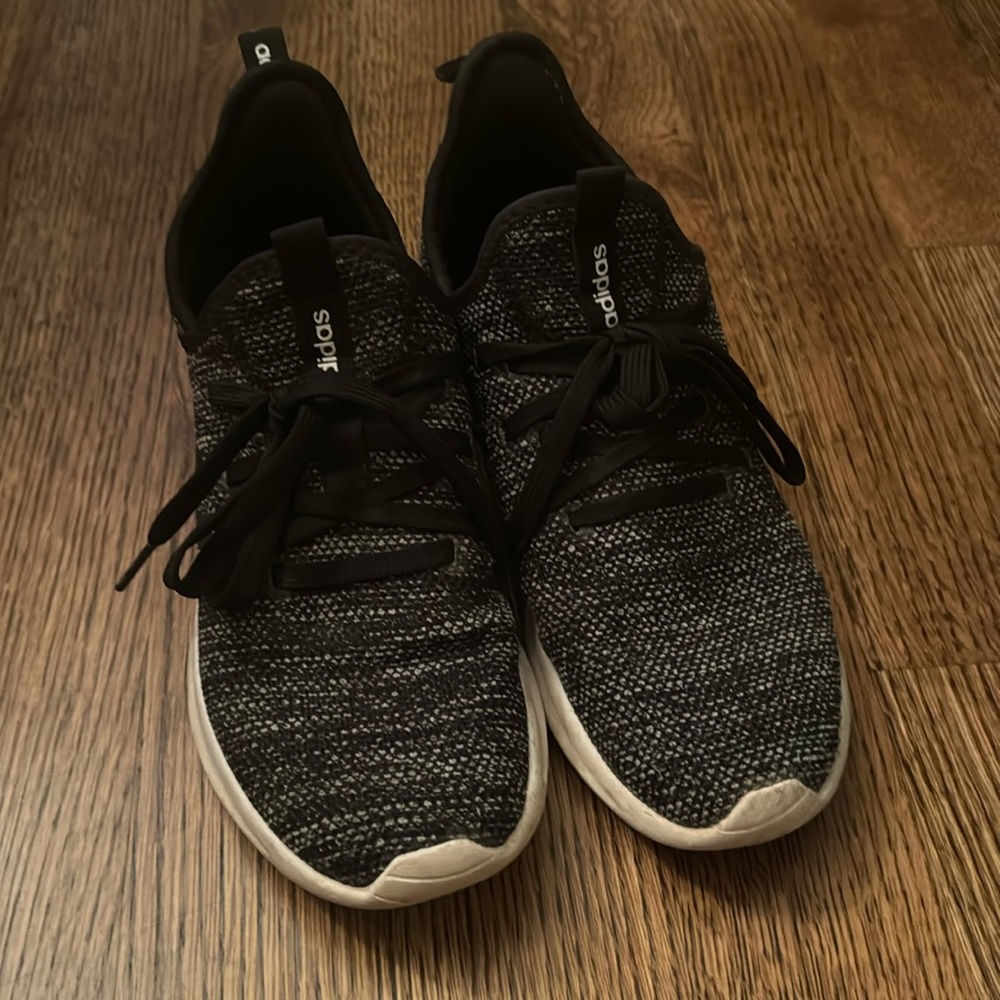 Adidas sneakers. Black / white. Sz 8.